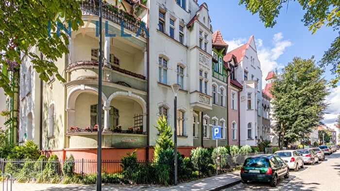 Mieszkanie 3-pokojowe na sprzedaż, Sopot