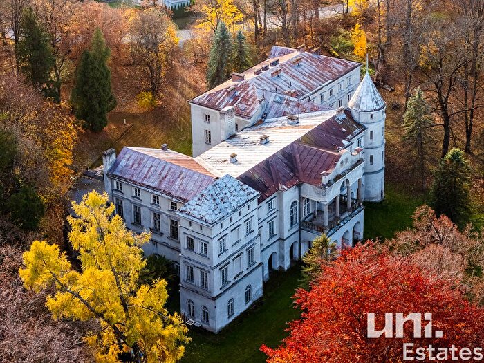 Dom na sprzedaż, Wzdów