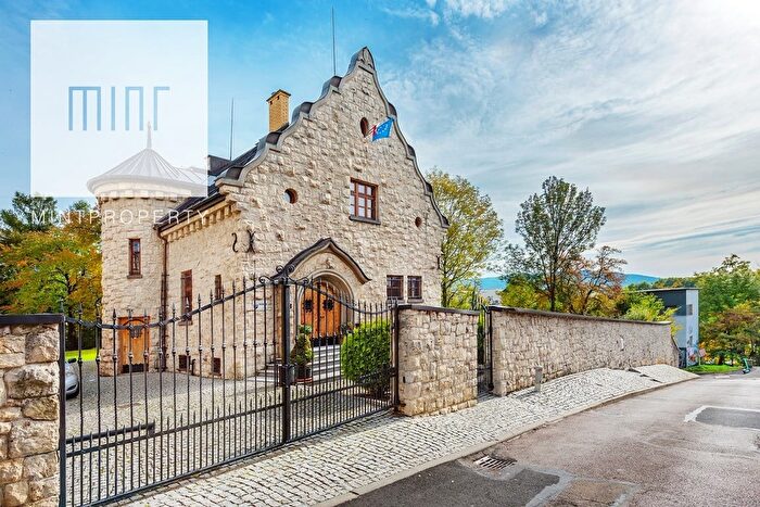 Dom 8-pokojowy na sprzedaż, Bielsko-Biała