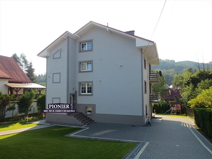 Dom 7-pokojowy na sprzedaż, Wisła
