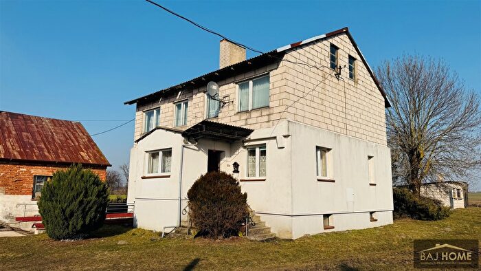 Dom 7-pokojowy na sprzedaż, Gołębiewo