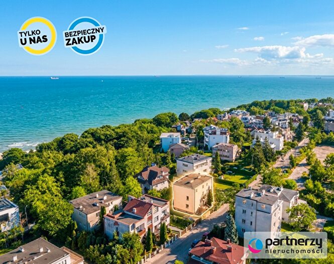 Dom 8-pokojowy na sprzedaż, Gdynia – Adama Mickiewicza