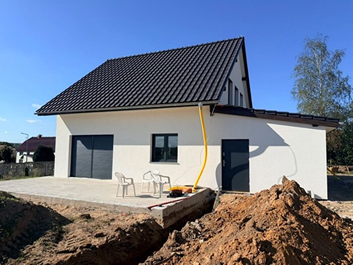 Dom 5-pokojowy na sprzedaż, Radomierzyce