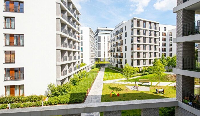 Mieszkanie 5-pokojowe do wynajęcia, Warszawa – Magazynowa