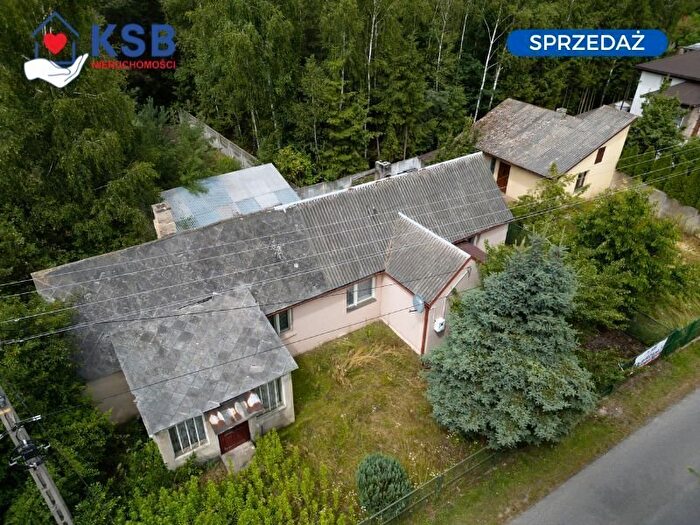 Dom 3-pokojowy na sprzedaż, Chmielów