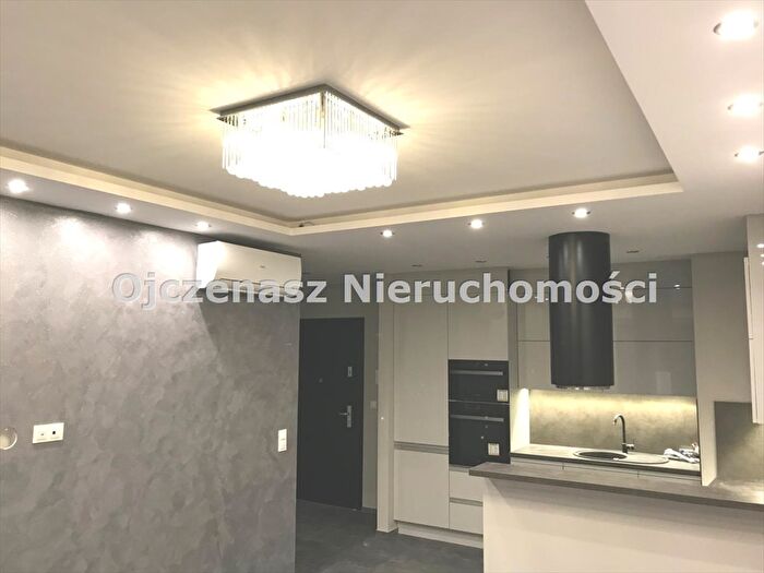Mieszkanie 3-pokojowe na sprzedaż, Bydgoszcz