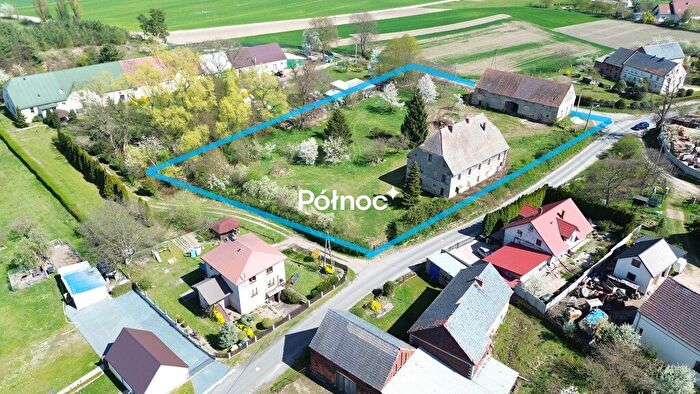Dom 8-pokojowy na sprzedaż, Krzyżowa
