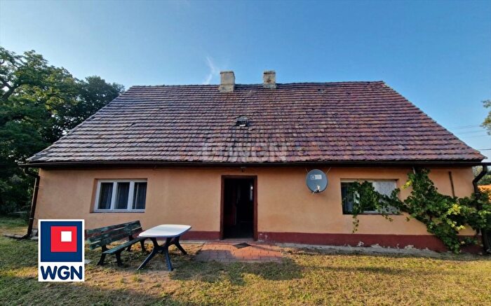 Dom 3-pokojowy na sprzedaż, Lubiechów