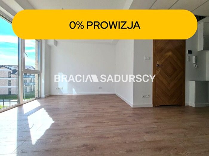 Mieszkanie 3-pokojowe na sprzedaż, Zawada