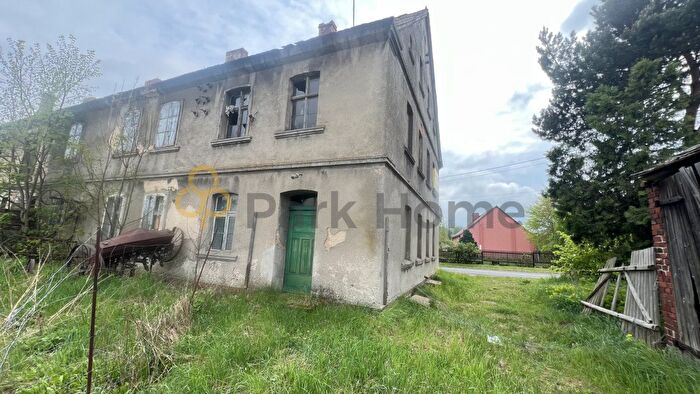 Dom 8-pokojowy na sprzedaż, Radwanice