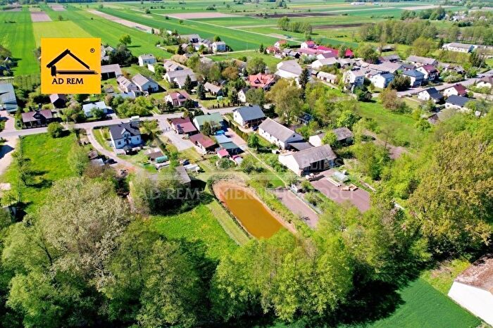 Dom 3-pokojowy na sprzedaż, Mikłusy