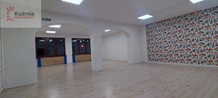 Dom 8-pokojowy do wynajęcia, Warszawa – Zdrojowa