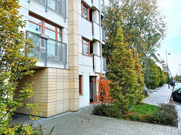Mieszkanie 3-pokojowe na sprzedaż, Warszawa – Aleja Wilanowska