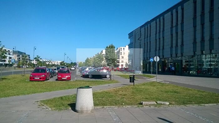 Mieszkanie 3-pokojowe do wynajęcia, Warszawa – Sarmacka