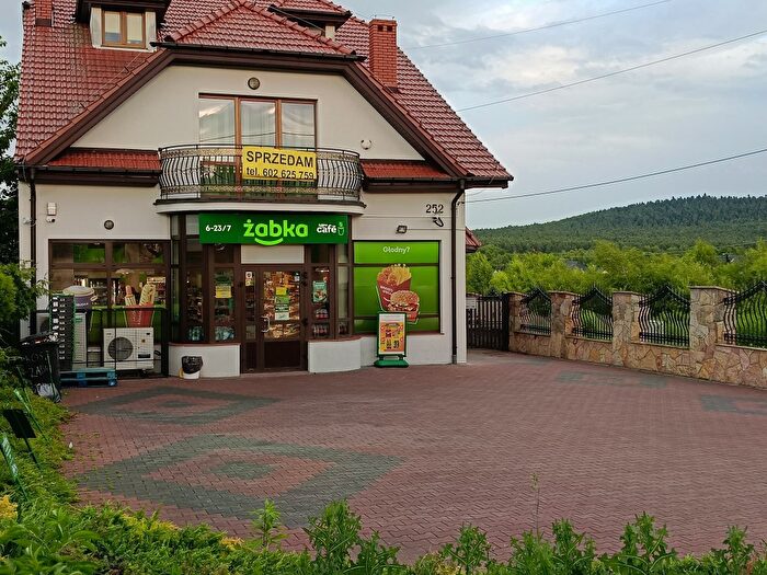 Dom 6-pokojowy na sprzedaż, Niestachów