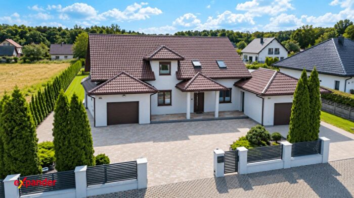Dom 10-pokojowy na sprzedaż, Zbiersk-Cukrownia