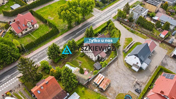 Dom 8-pokojowy na sprzedaż, Nowy Dwór Gdański