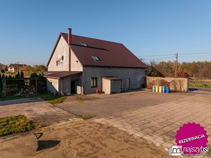 Dom na sprzedaż, Bienice
