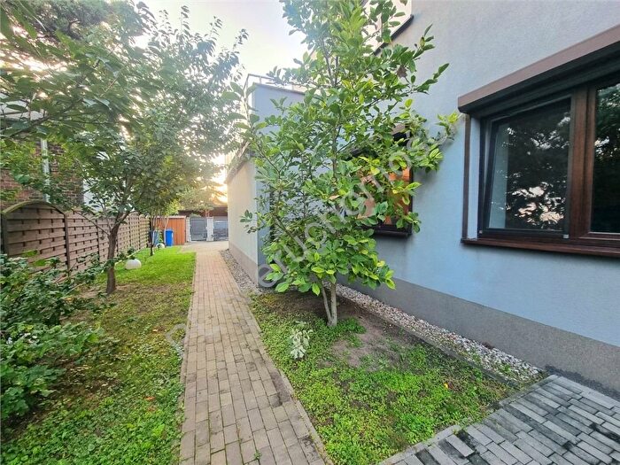 Dom 3-pokojowy na sprzedaż, Pruszków