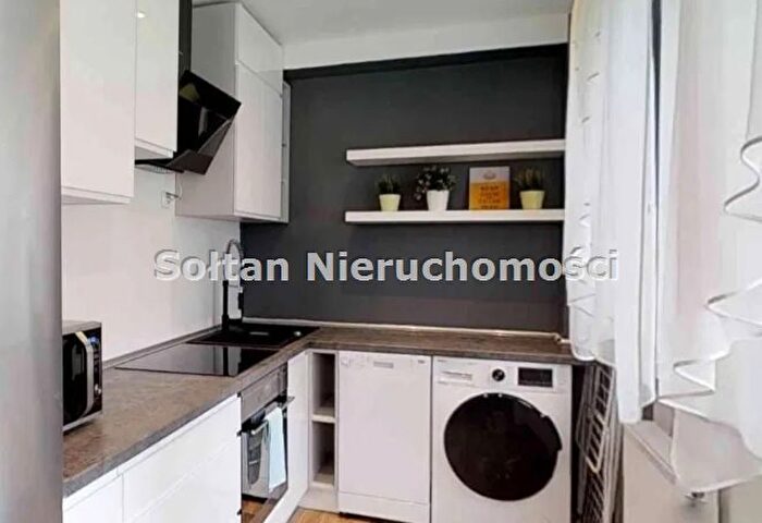 Mieszkanie 5-pokojowe na sprzedaż, Warszawa – Żelazna
