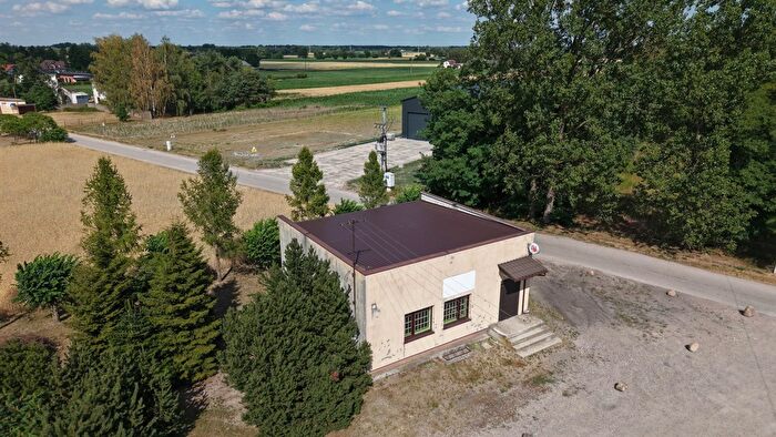Dom 2-pokojowy na sprzedaż, Erminów