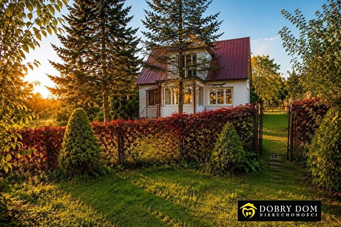 Dom 3-pokojowy na sprzedaż, Krynice