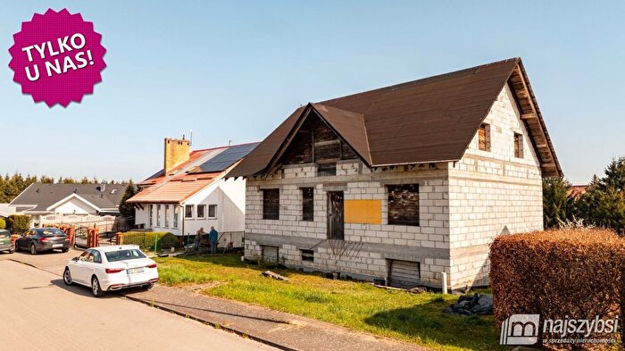 Dom 5-pokojowy na sprzedaż, Gościno