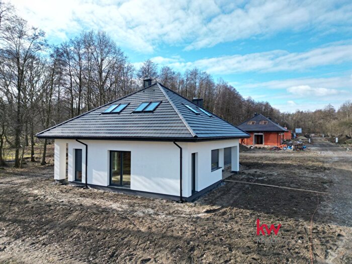 Dom 5-pokojowy na sprzedaż, Żernica