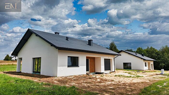 Dom 3-pokojowy na sprzedaż, Gbiska