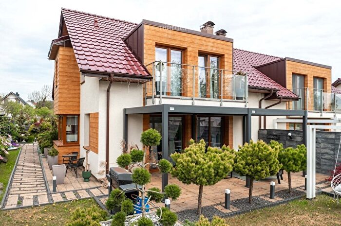 Dom 5-pokojowy na sprzedaż, Skowarcz
