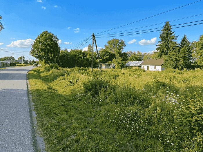Dom 1-pokojowy na sprzedaż, Breń Osuchowski