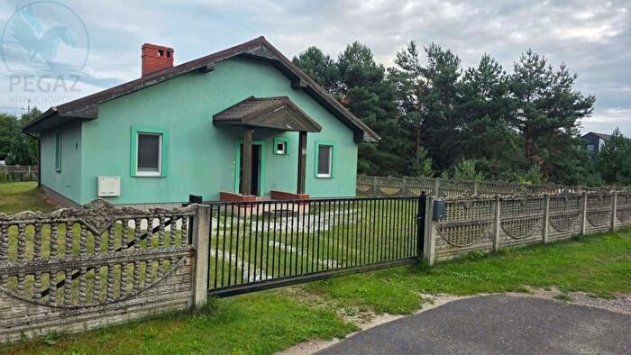 Dom 4-pokojowy na sprzedaż, Wierzyce