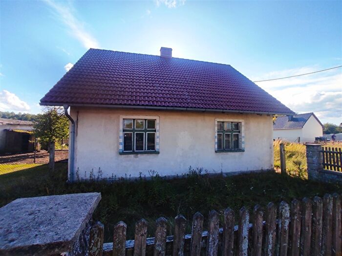 Dom 5-pokojowy na sprzedaż, Centawa