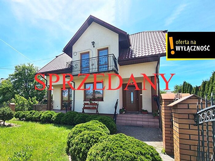 Dom 4-pokojowy na sprzedaż, Wiśniowa