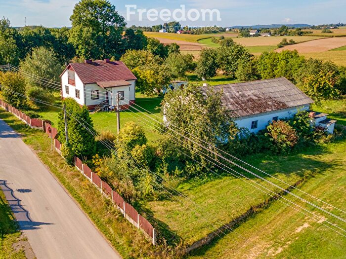 Dom 2-pokojowy na sprzedaż, Wilków