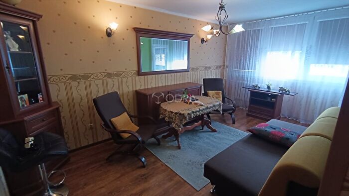 Mieszkanie 3-pokojowe na sprzedaż, Jelcz-Laskowice