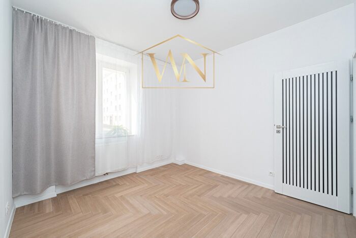 Mieszkanie 3-pokojowe na sprzedaż, Warszawa – Podskarbińska