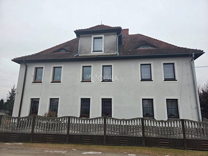Dom 9-pokojowy na sprzedaż, Wójcice
