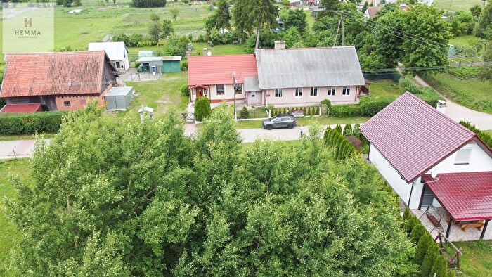 Dom 3-pokojowy na sprzedaż, Bartężek