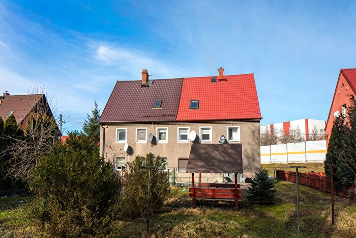 Mieszkanie 4-pokojowe na sprzedaż, Bogatynia