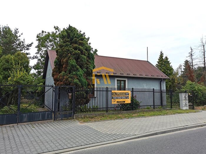 Dom 3-pokojowy na sprzedaż, Radom