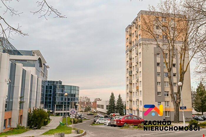 Mieszkanie 4-pokojowe na sprzedaż, Zielona Góra