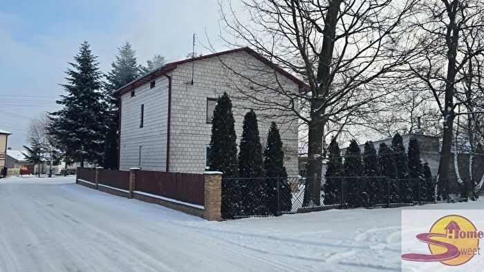 Dom 3-pokojowy na sprzedaż, Błędów