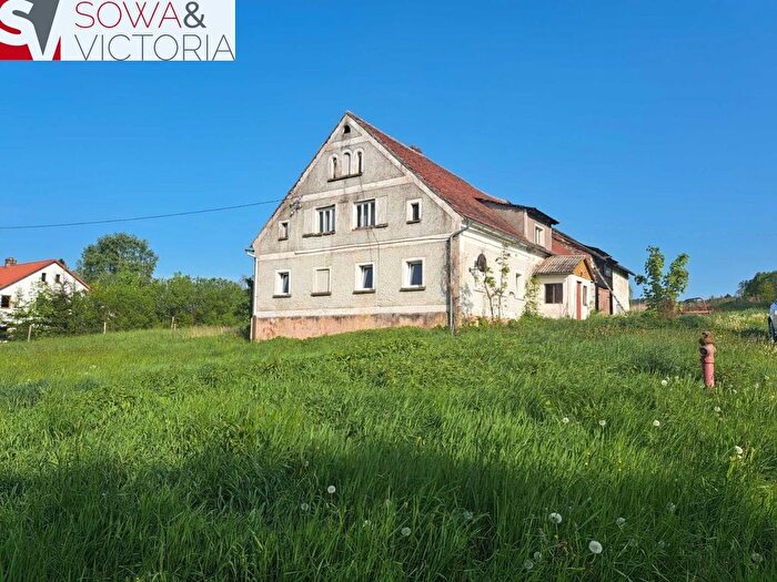 Dom 5-pokojowy na sprzedaż, Jawiszów