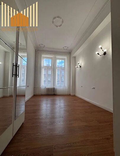 Mieszkanie 3-pokojowe do wynajęcia, Warszawa – Chmielna