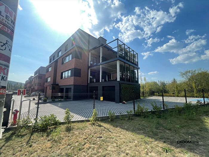 Mieszkanie 4-pokojowe na sprzedaż, Kielce