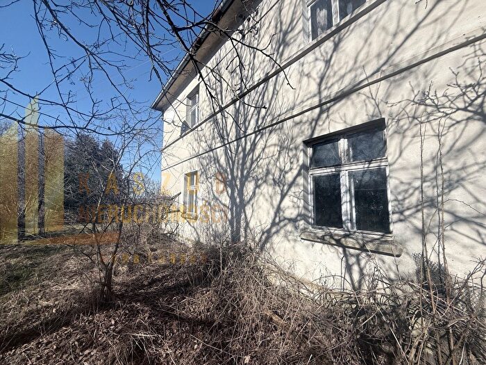 Dom 9-pokojowy na sprzedaż, Jabłonów