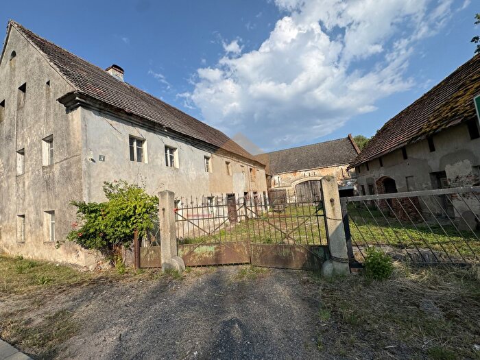 Dom 4-pokojowy na sprzedaż, Strzelin