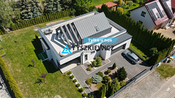 Dom 4-pokojowy na sprzedaż, Malbork – Topolowa