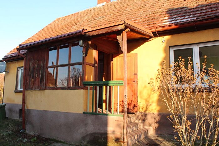 Dom 4-pokojowy na sprzedaż, Lipinki